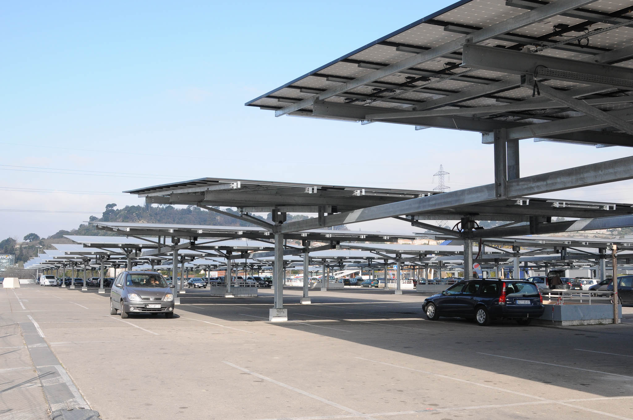ombrières photovoltaîques marseille casino parking
