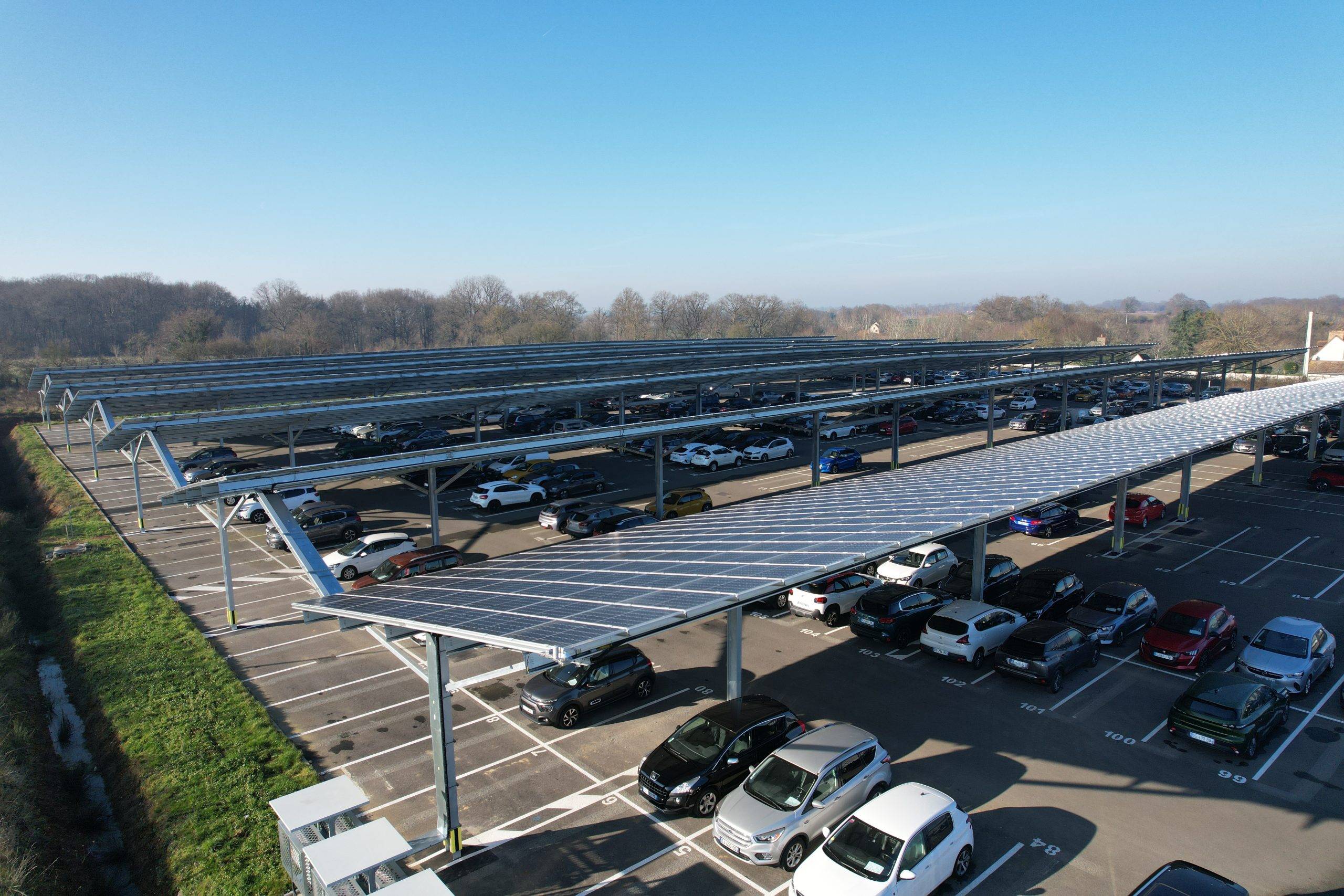 ombrières parking stockage voitures